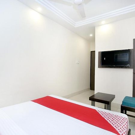 Oyo 12354 Hotel Sangreela Amritsar Bagian luar foto