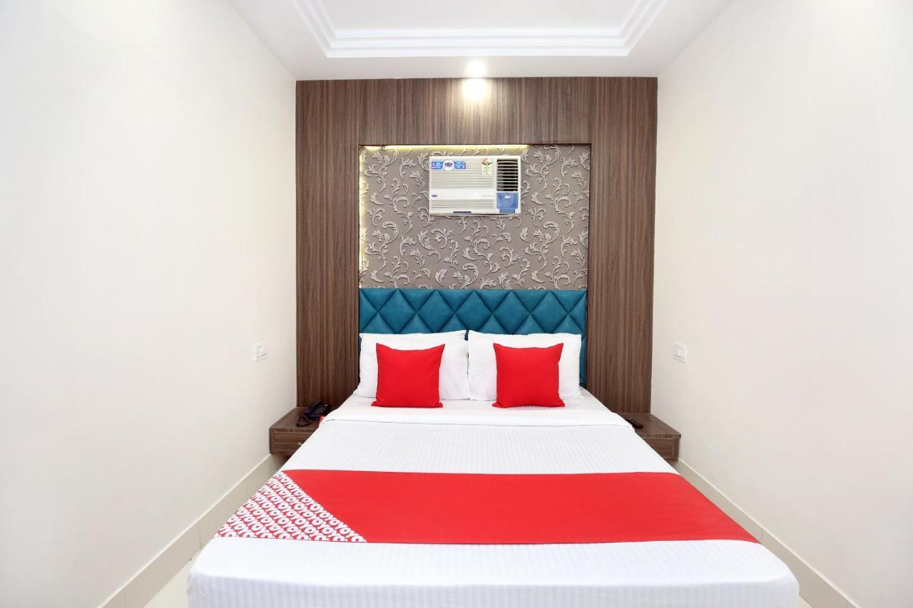 Oyo 12354 Hotel Sangreela Amritsar Bagian luar foto