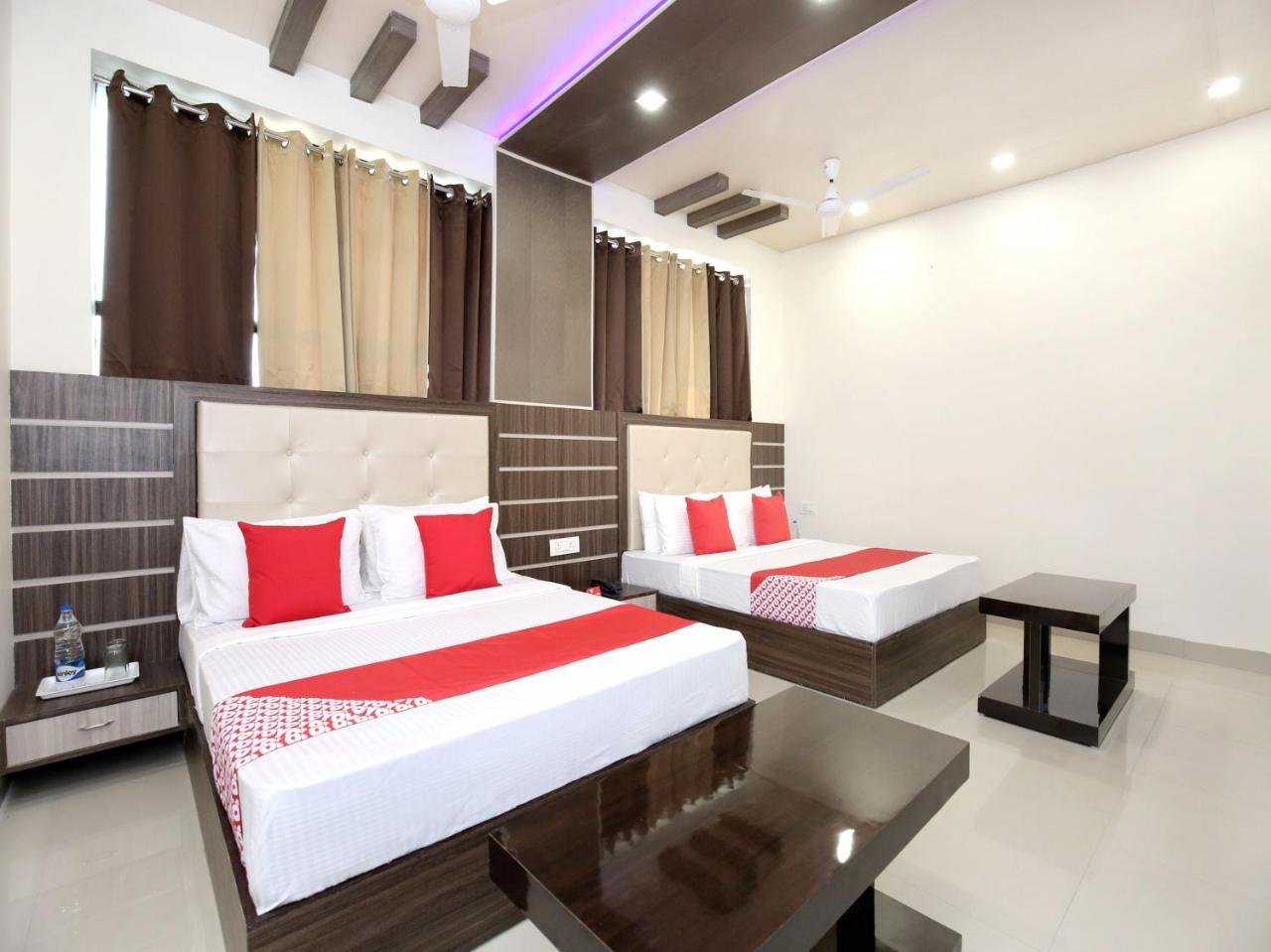 Oyo 12354 Hotel Sangreela Amritsar Bagian luar foto